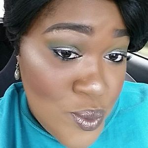 Meet your Posher, Natasha